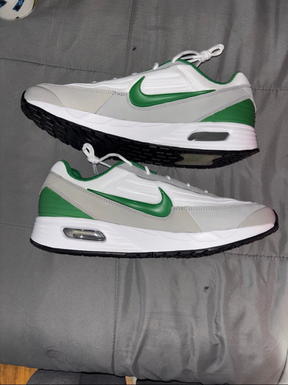 Air Max Oregons Nike White, Green & Gray Low-Top Sneakers size 15 - Picture 2 of 6